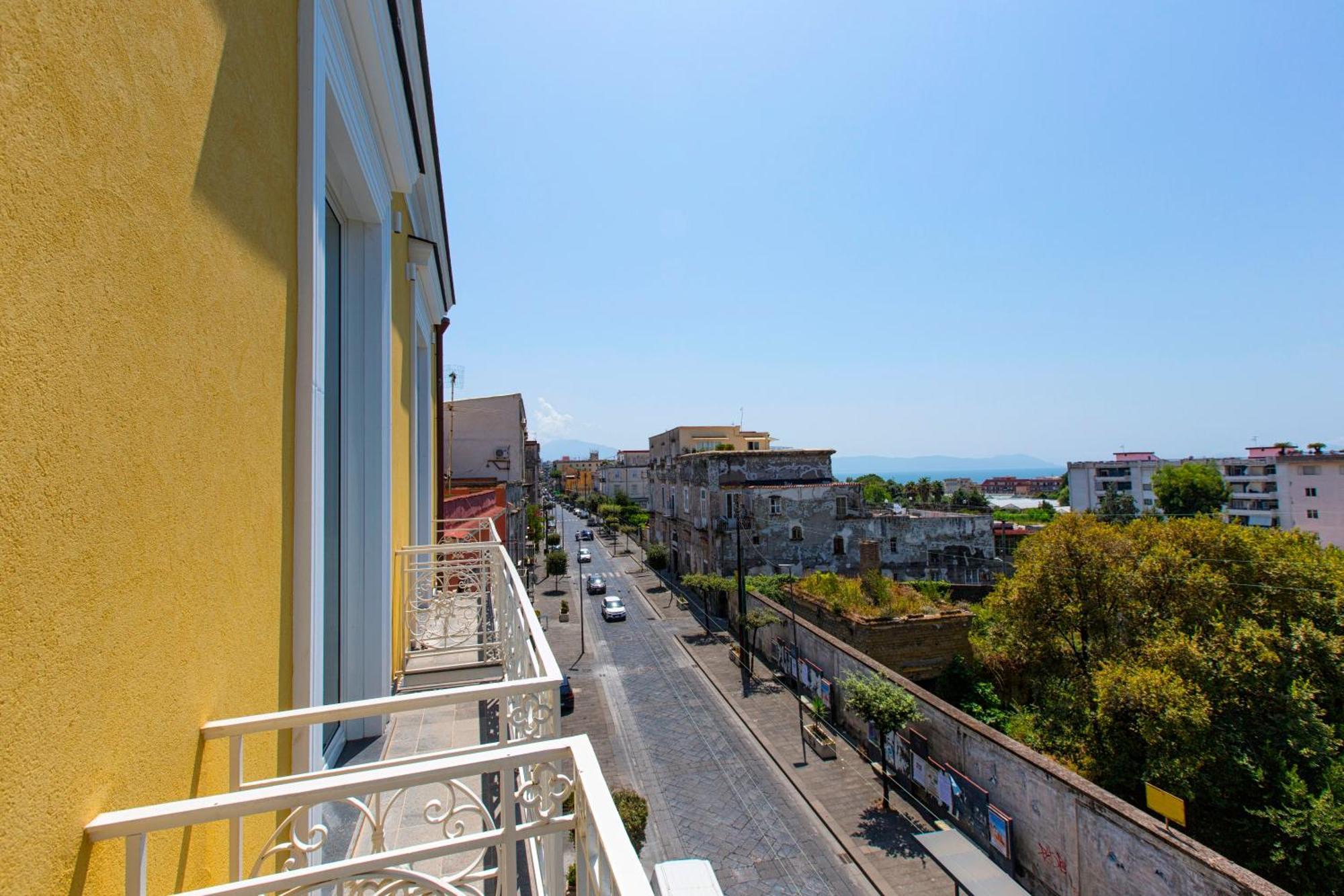 Vesuvius Palace Aparthotel Ercolano Exteriör bild