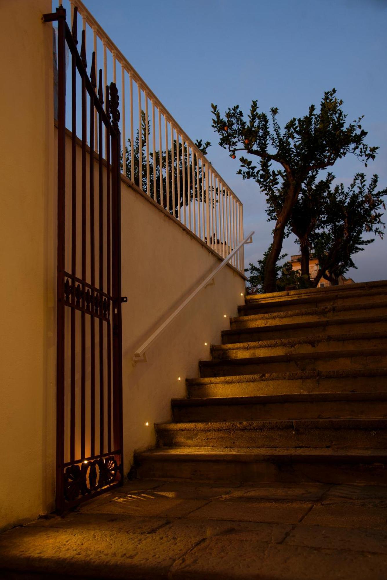 Vesuvius Palace Aparthotel Ercolano Exteriör bild